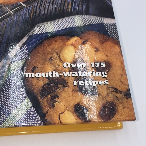 The Ultimate Cookie Book 175 Recipes Cookbook Baking Hardcover - Picture 3 of 9